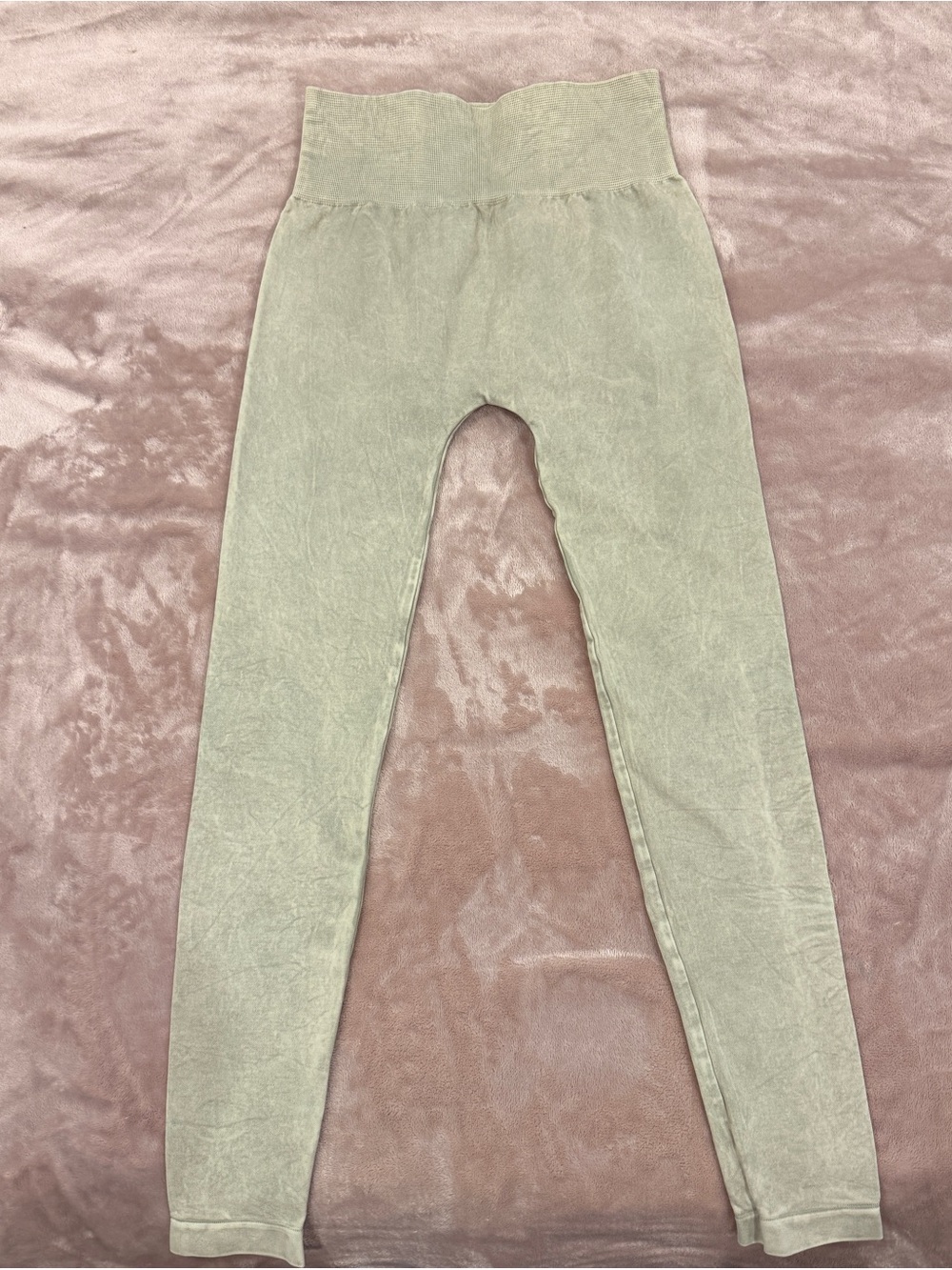 Nikibiki Sage Green High-Waist Leggings Size S